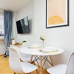 Old Town By Renters Apartman